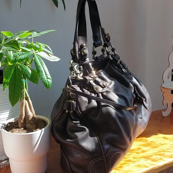 Juicy Couture lux  leather tote Gen 1  💓💕💓💕 - Picture 17 of 17